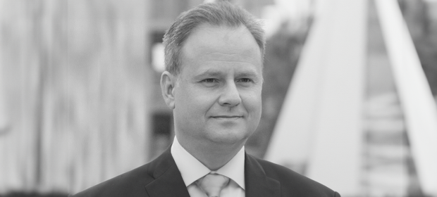 Professor Artur Nowak-Far